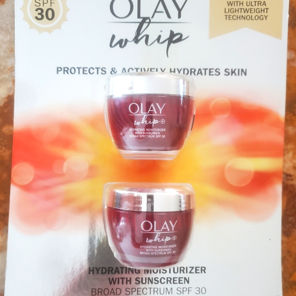 Olay whip Hydrating Moisturizer with Sunscreen. 2-1.7 oz. Jars New Exp: 05/2023